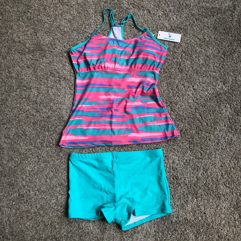 NWT Beachsissi tankini and swim shorts size small